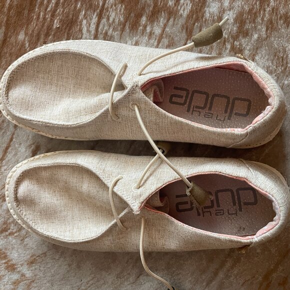 Hey Dudes for Women Great Shape - Picture 2 of 2